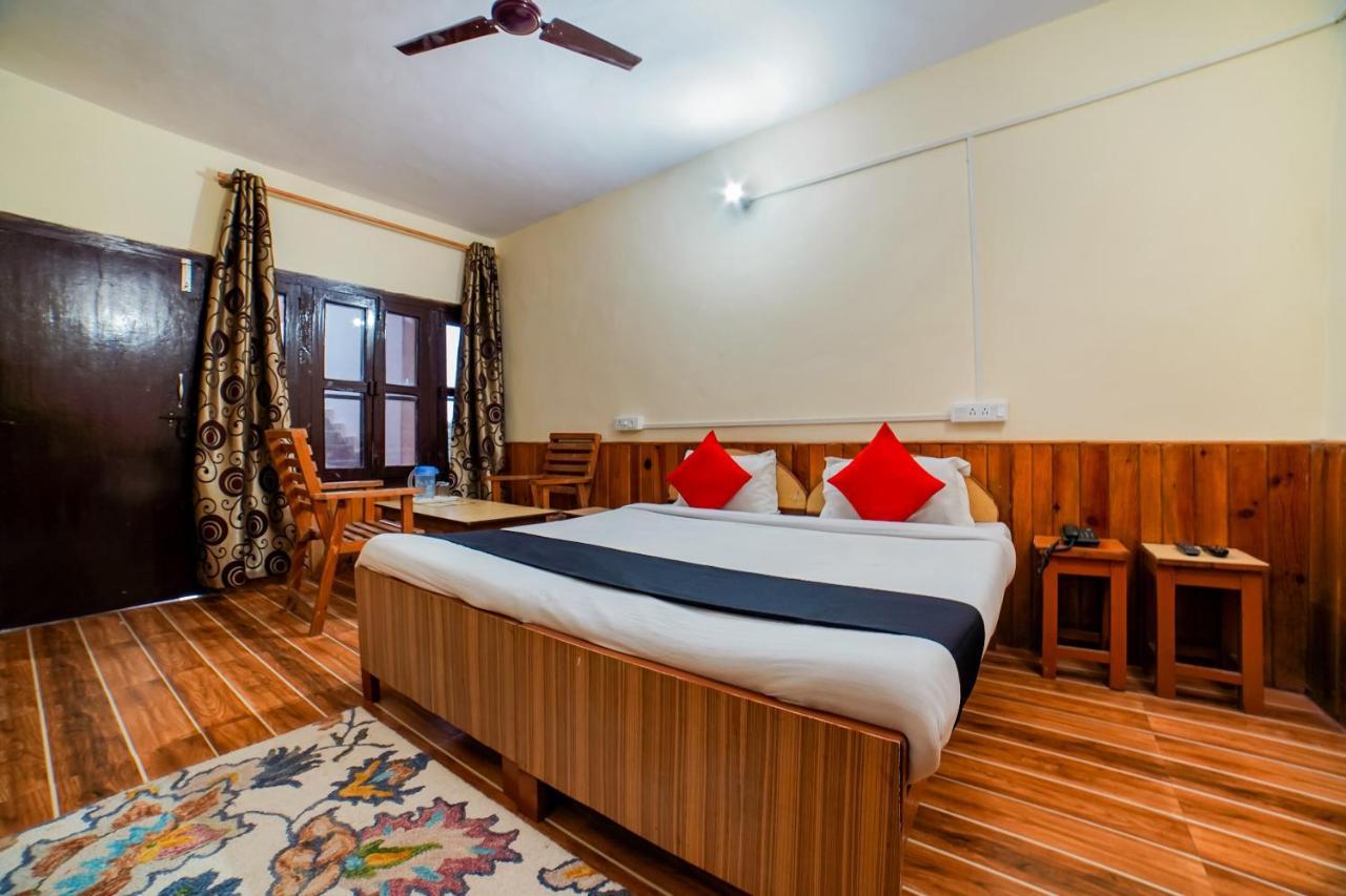 Capital O 47240 Hotel Blossom Resort Kausani Exterior photo